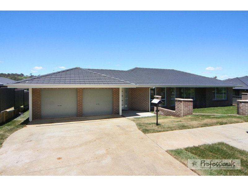 21 Kennedy Street, Armidale NSW 2350