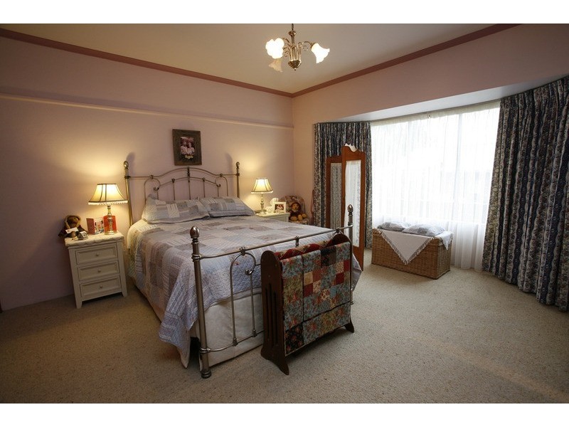 2/137 Brown Street, Armidale NSW 2350