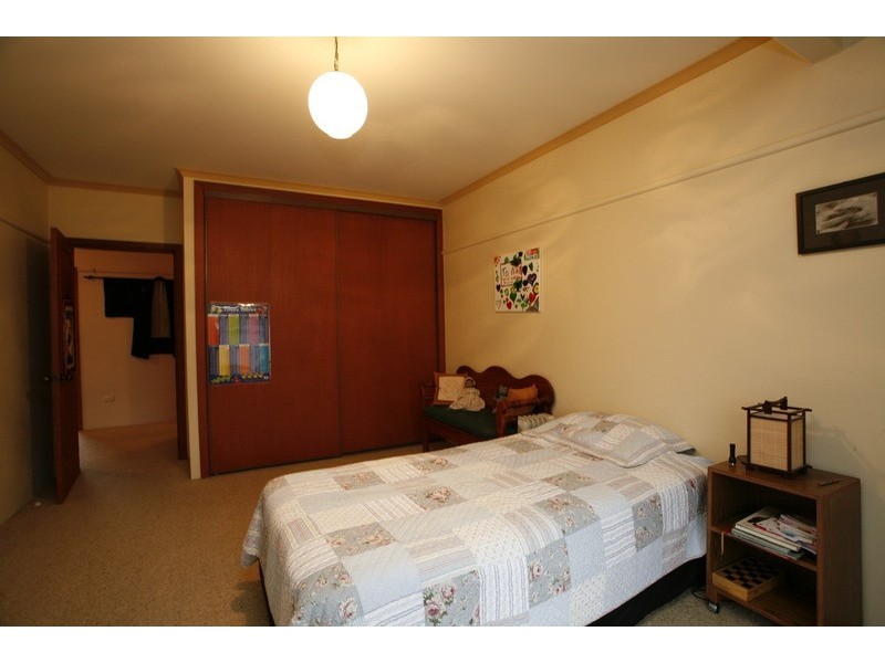 2/137 Brown Street, Armidale NSW 2350