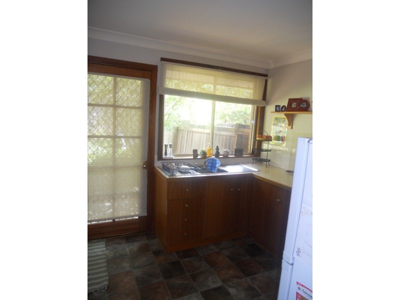 2/16 Napier Court, Armidale NSW 2350
