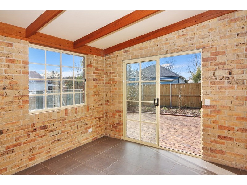 6 Eliza Lane, Armidale NSW 2350