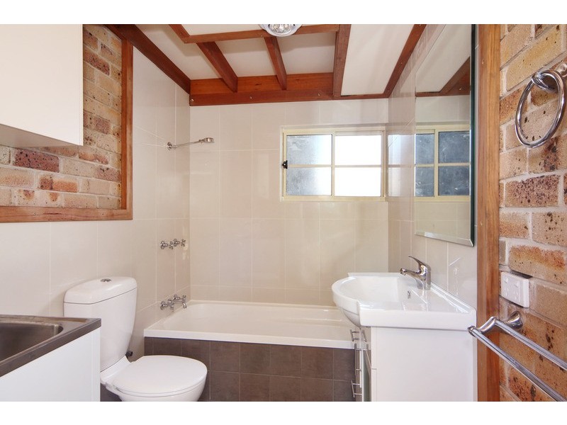 6 Eliza Lane, Armidale NSW 2350