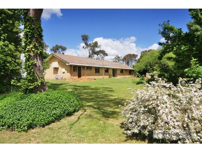 76 Long Swamp Road, Armidale NSW 2350