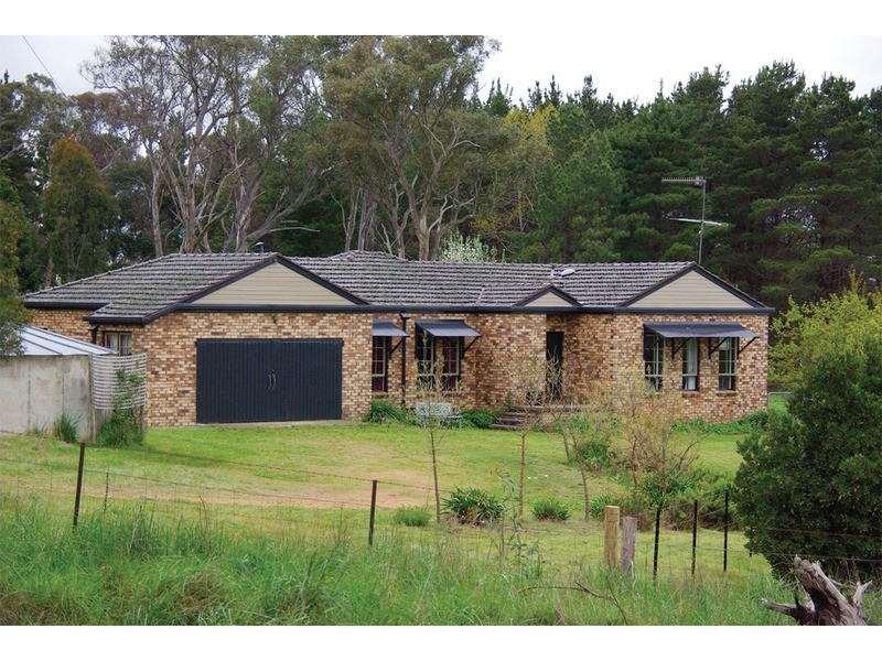 142 Heathersleigh Road, Armidale NSW 2350
