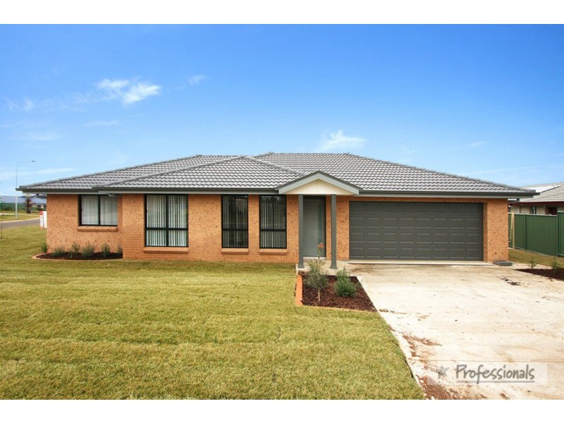 8A Netherton Park Avenue, Armidale NSW 2350