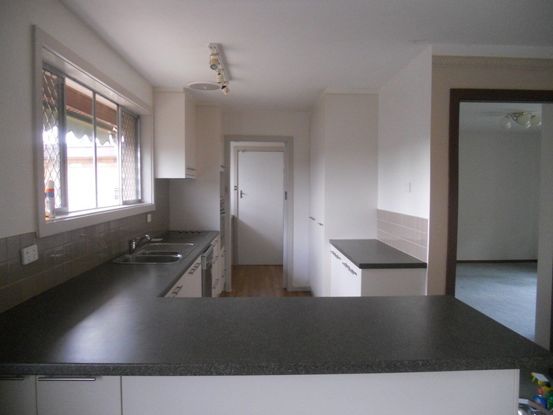 10 Hughes Place, Armidale NSW 2350