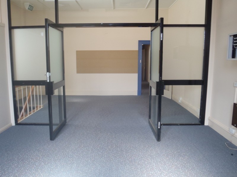 Upstairs/180 Beardy Street, Armidale NSW 2350