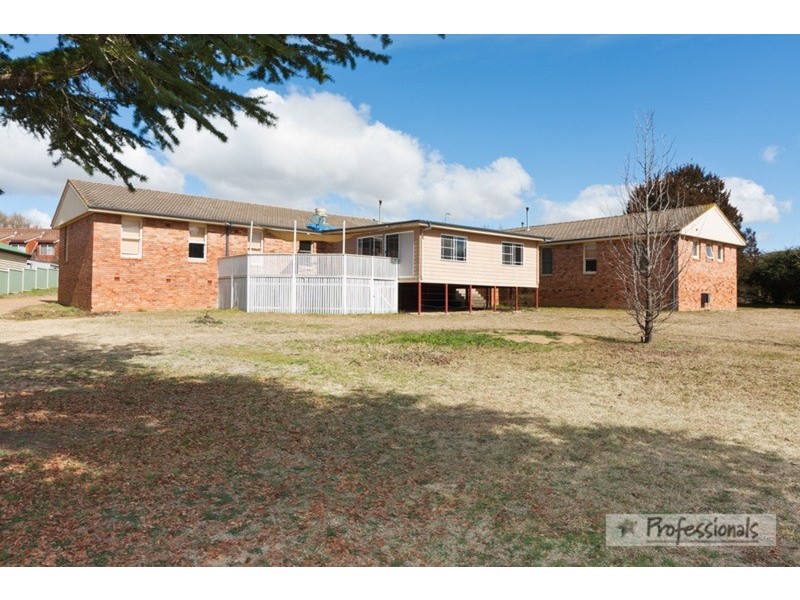 60 Claude Street, Armidale NSW 2350