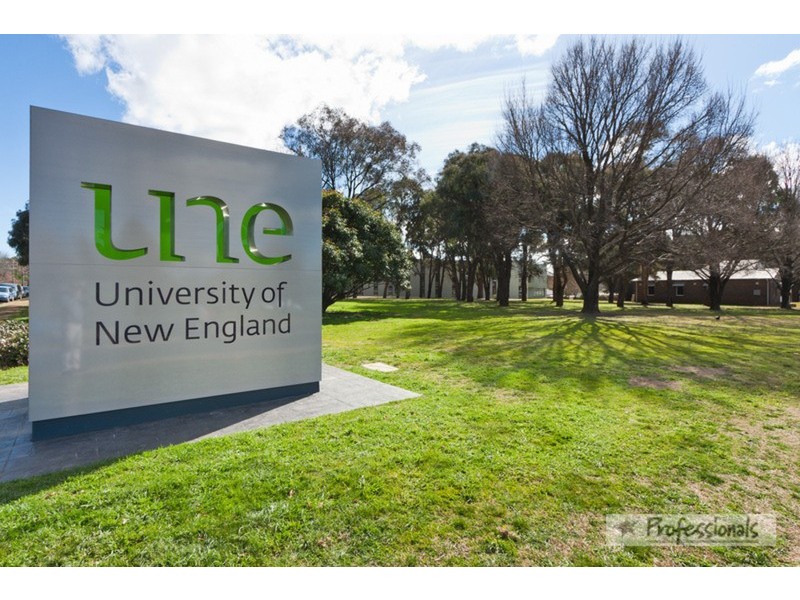 60 Claude Street, Armidale NSW 2350