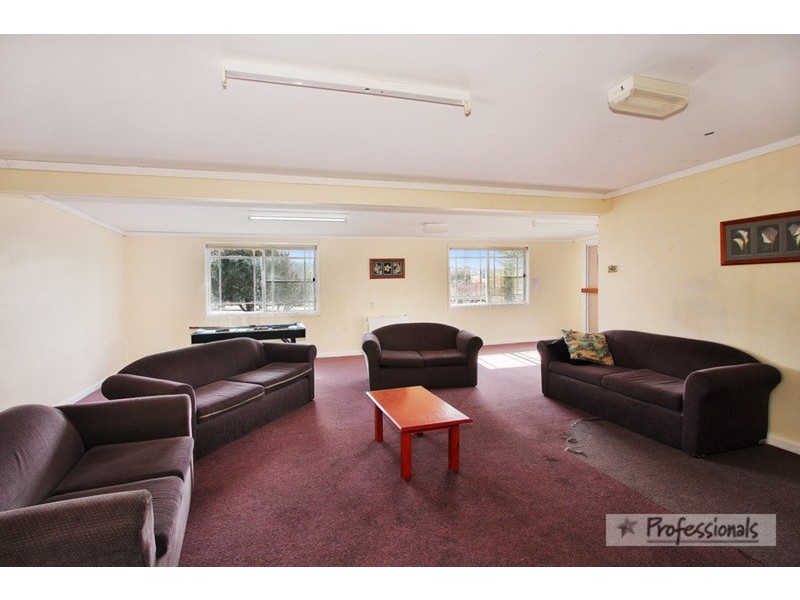 60 Claude Street, Armidale NSW 2350