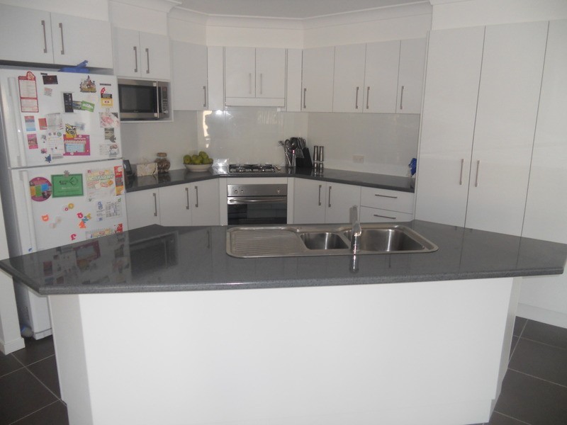 24 Albion Close, Armidale NSW 2350