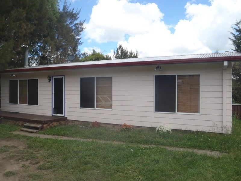 12 Tysoe Crescent, Armidale NSW 2350