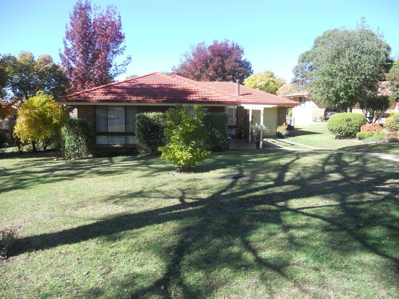 12 Stewart Crescent, Armidale NSW 2350