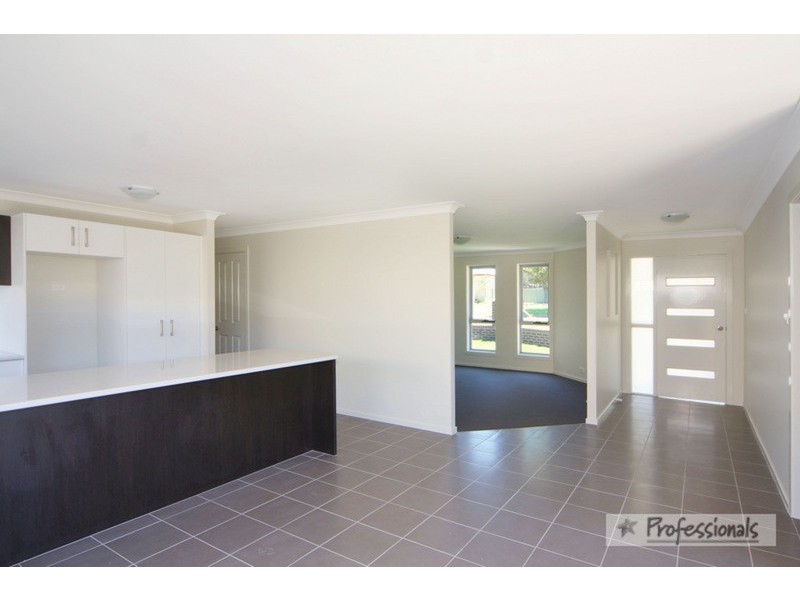 21 Kennedy Street, Armidale NSW 2350