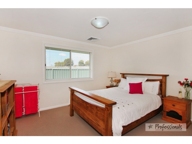 4 Mason  Crescent, Armidale NSW 2350