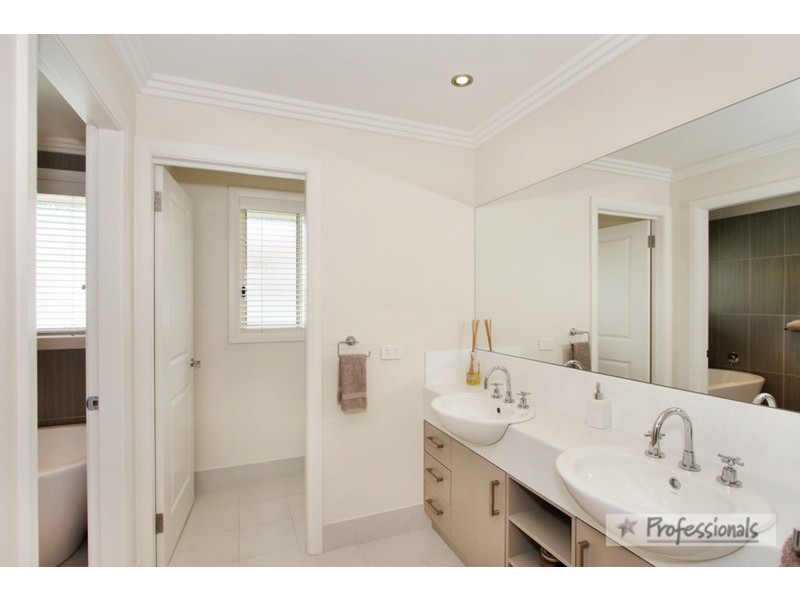 4 Mason  Crescent, Armidale NSW 2350