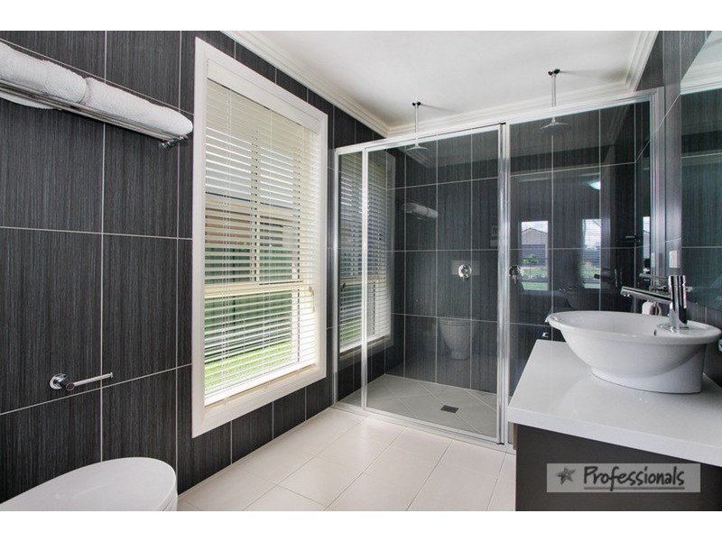 4 Mason  Crescent, Armidale NSW 2350