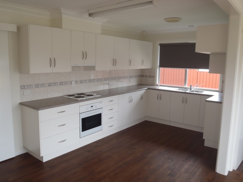 11 Grafton Road, Armidale NSW 2350