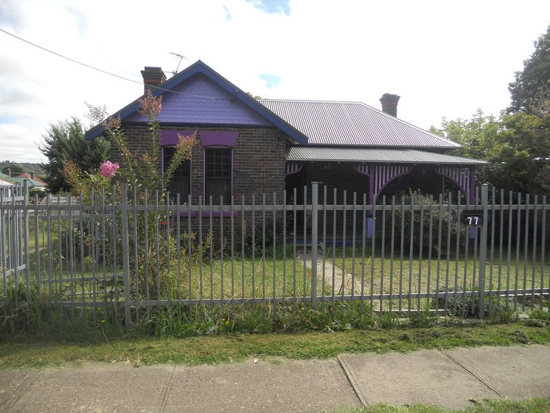 77 Barney Street, Armidale NSW 2350