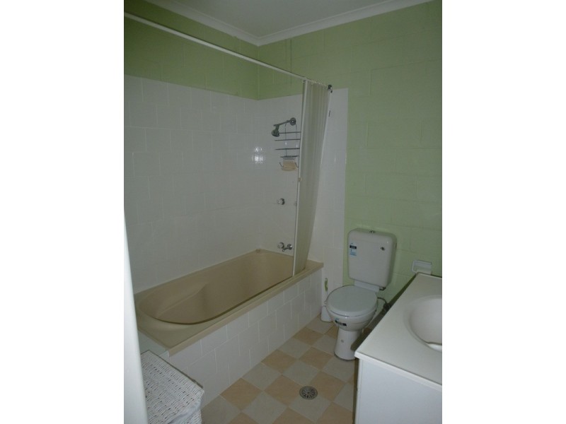 1/79 Erskine Street, Armidale NSW 2350