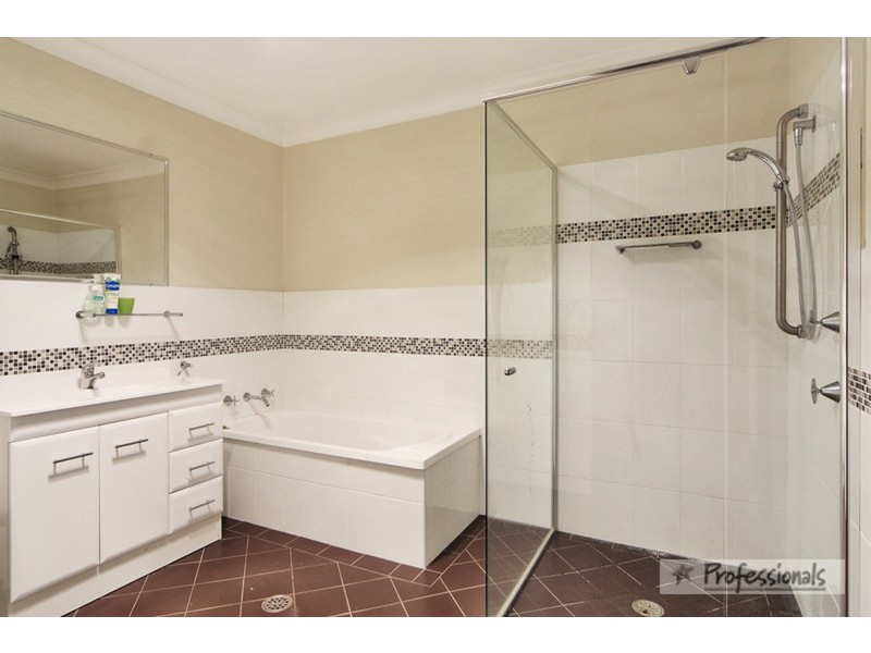 2/10 Lambs Avenue, Armidale NSW 2350