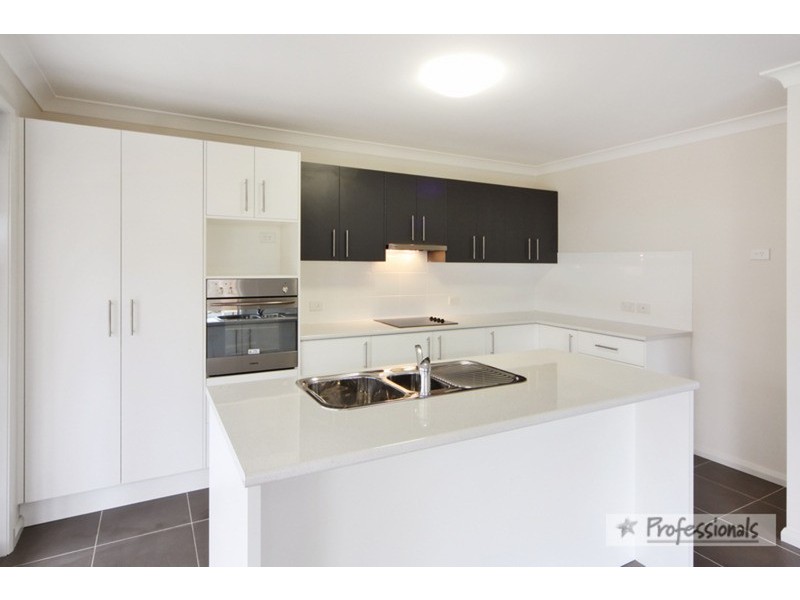 17 Kennedy Street, Armidale NSW 2350