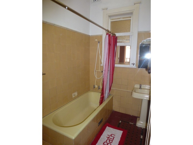 69 Barney Street, Armidale NSW 2350