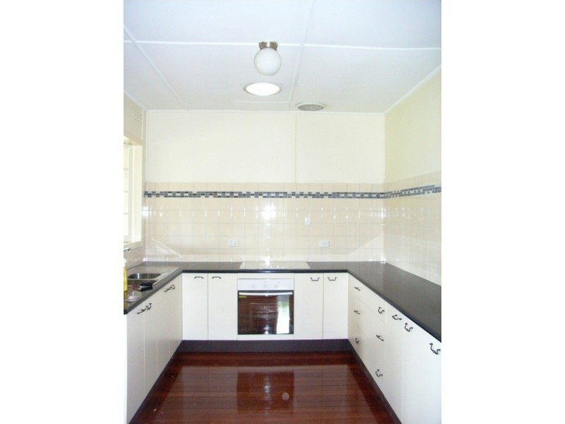 185 Chapel Street, Armidale NSW 2350