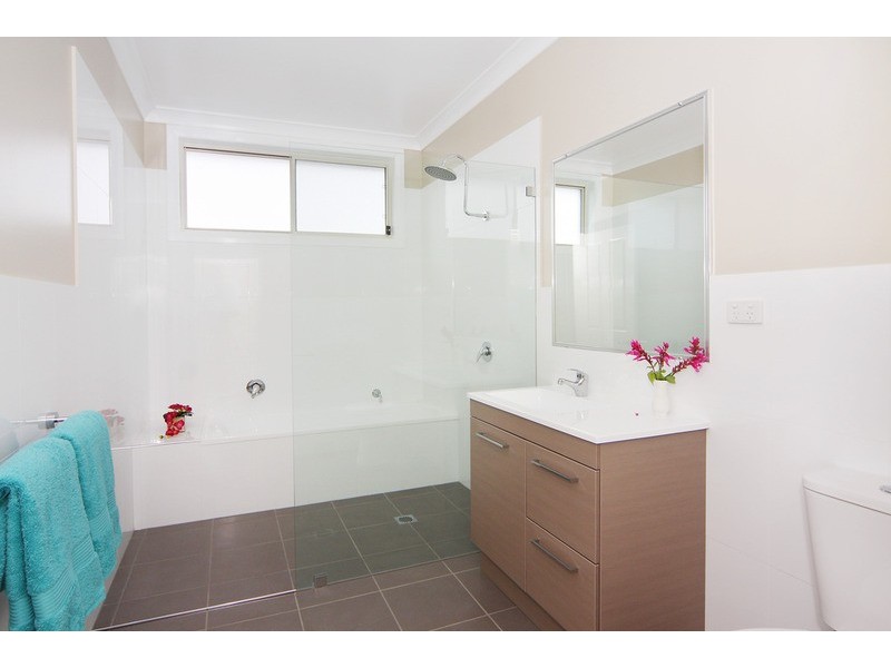 2/7 Netherton Park Avenue, Armidale NSW 2350