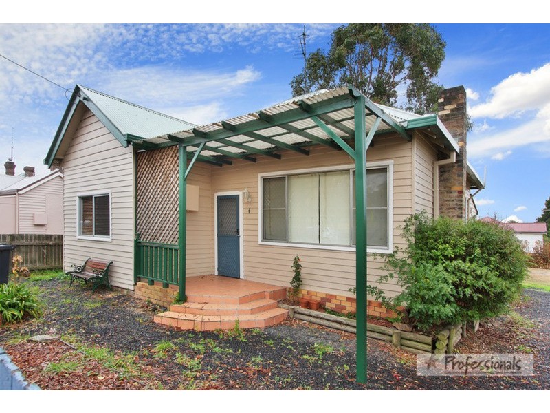 255 Rusden Street, Armidale NSW 2350