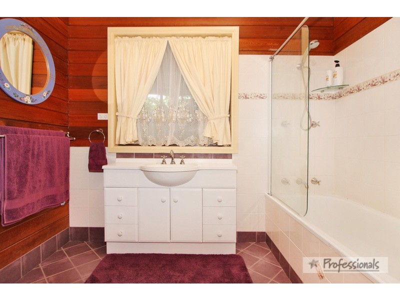 Invergowrie NSW 2350