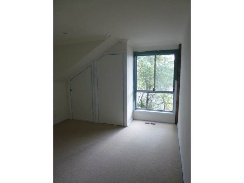 2 Nyssa Street, Armidale NSW 2350