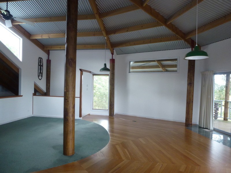 2 Nyssa Street, Armidale NSW 2350