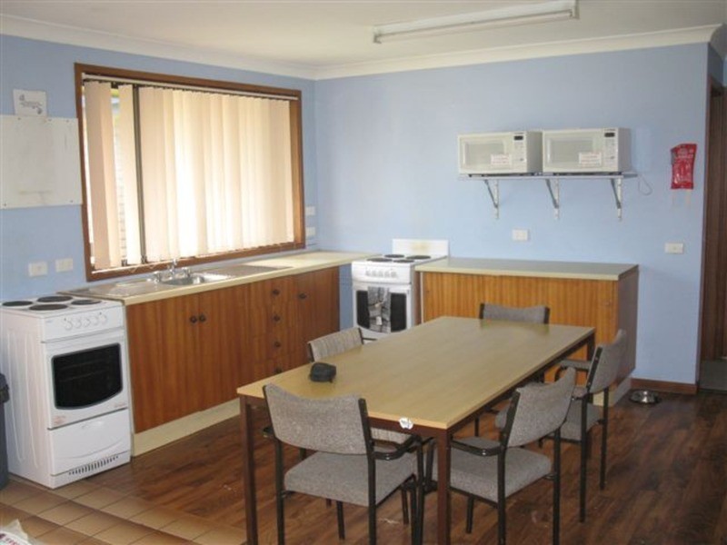 4 Salmon Avenue, Armidale NSW 2350