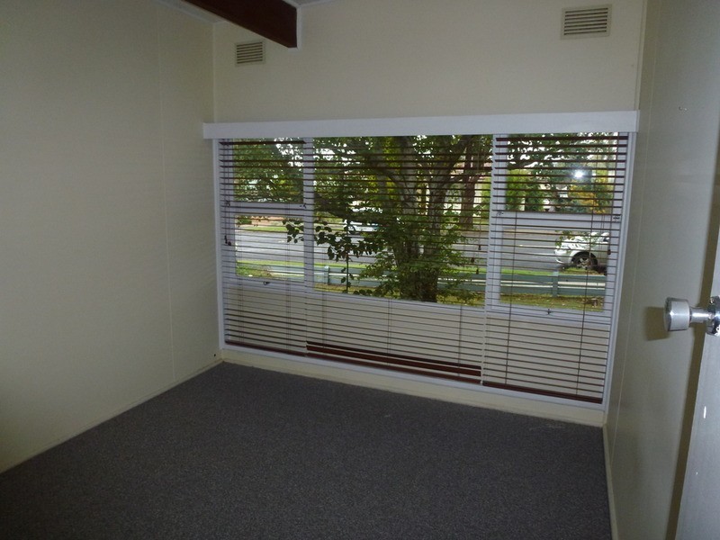 77 Erskine Street, Armidale NSW 2350