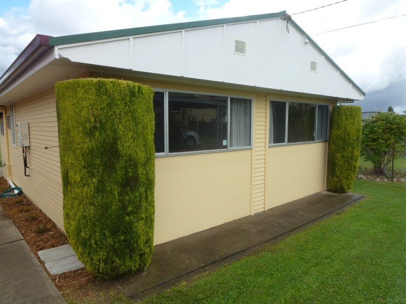 2/11 Grafton Road, Armidale NSW 2350