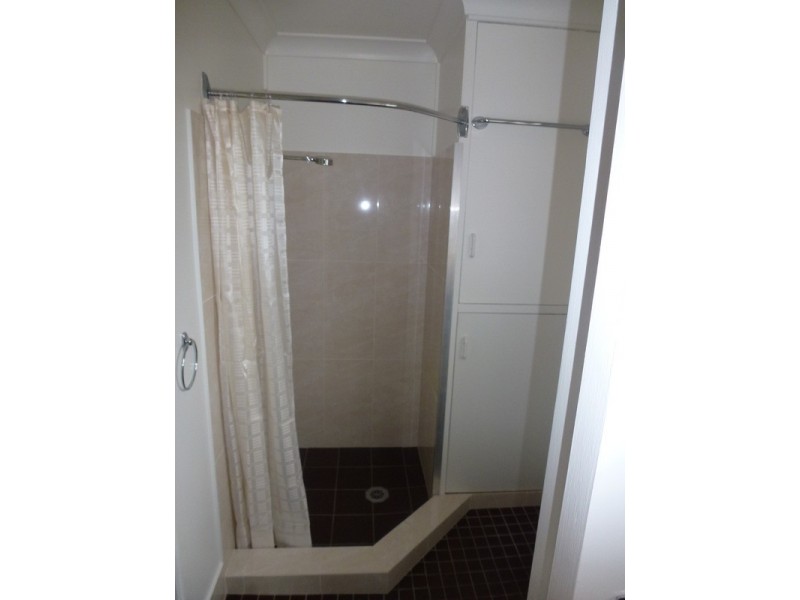 2/11 Grafton Road, Armidale NSW 2350