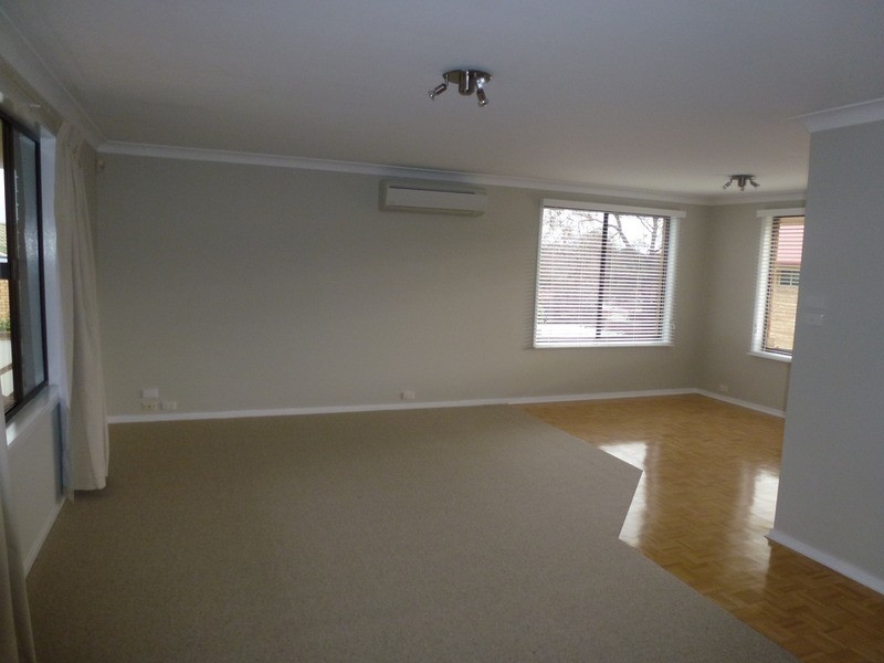 18 Verna Close, Armidale NSW 2350