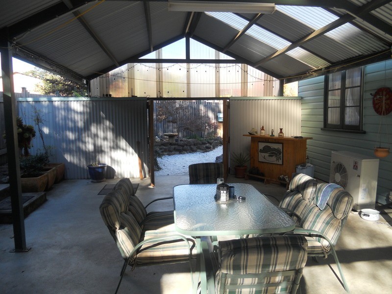 20 Niagara Street, Armidale NSW 2350