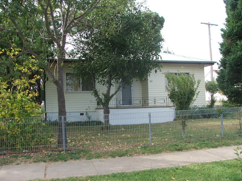 185 Chapel Street, Armidale NSW 2350