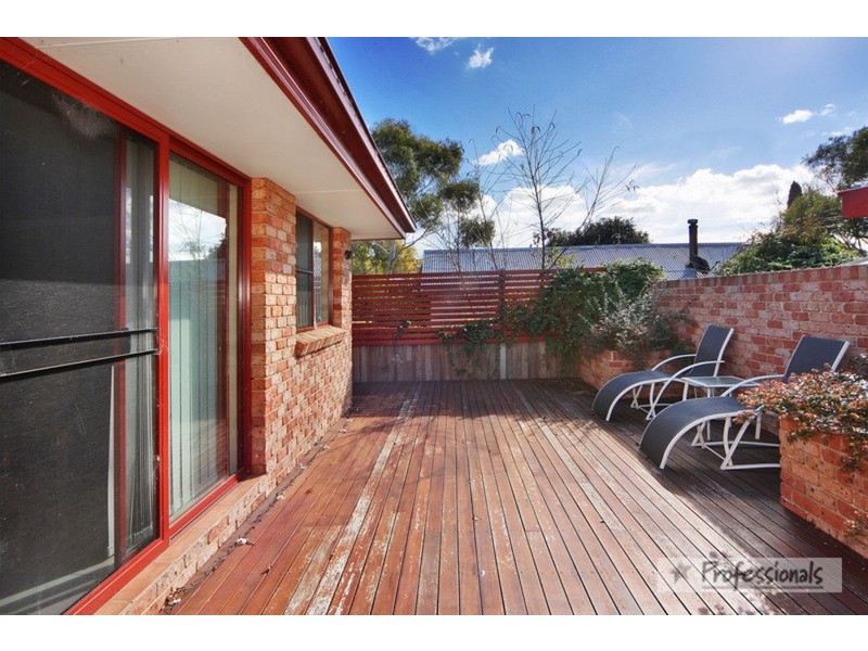 2/10 Lambs Avenue, Armidale NSW 2350