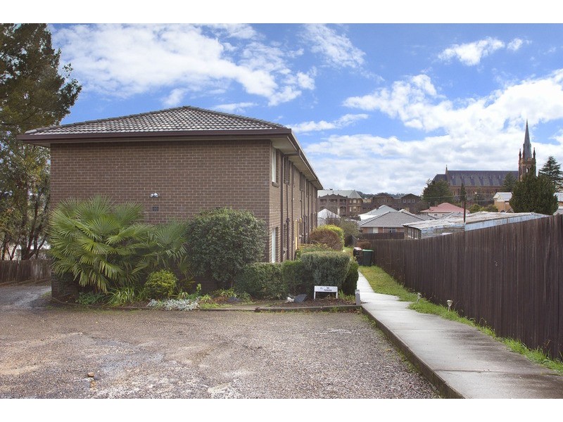 8/147 Brown Street, Armidale NSW 2350