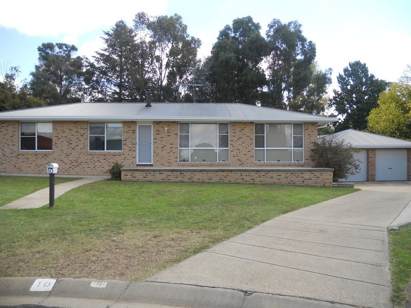 10 Florence Crescent, Armidale NSW 2350