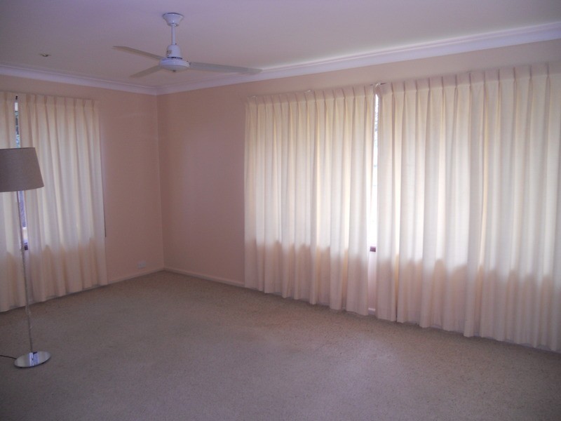 8 Carey Avenue, Armidale NSW 2350