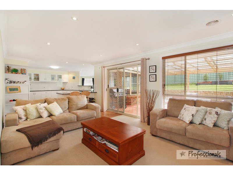 73 Norris Drive, Armidale NSW 2350