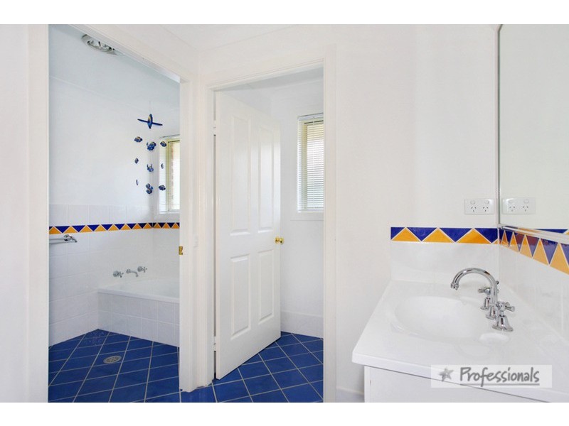 73 Norris Drive, Armidale NSW 2350