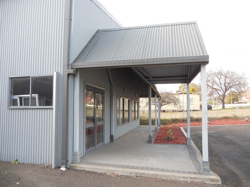 55-57 Bundarra Road, Armidale NSW 2350