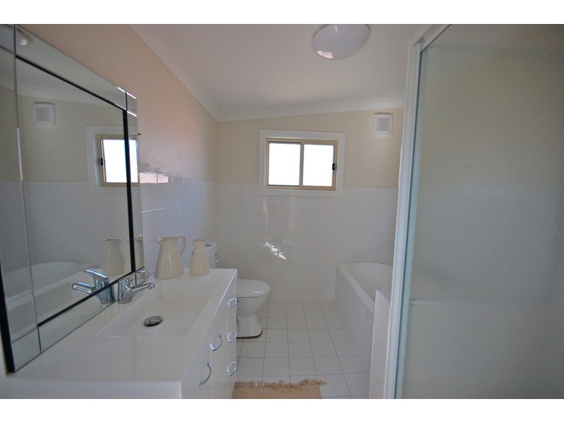 19 Marsh Street, Armidale NSW 2350