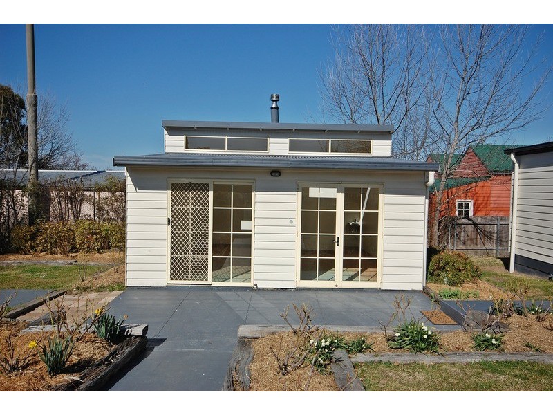 19 Marsh Street, Armidale NSW 2350