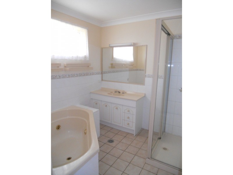 60 Ashtree Drive, Armidale NSW 2350